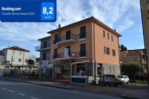 Happy House Diano Marina